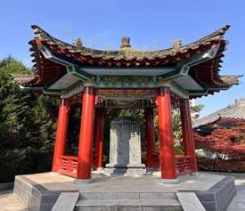 英烈亭近景